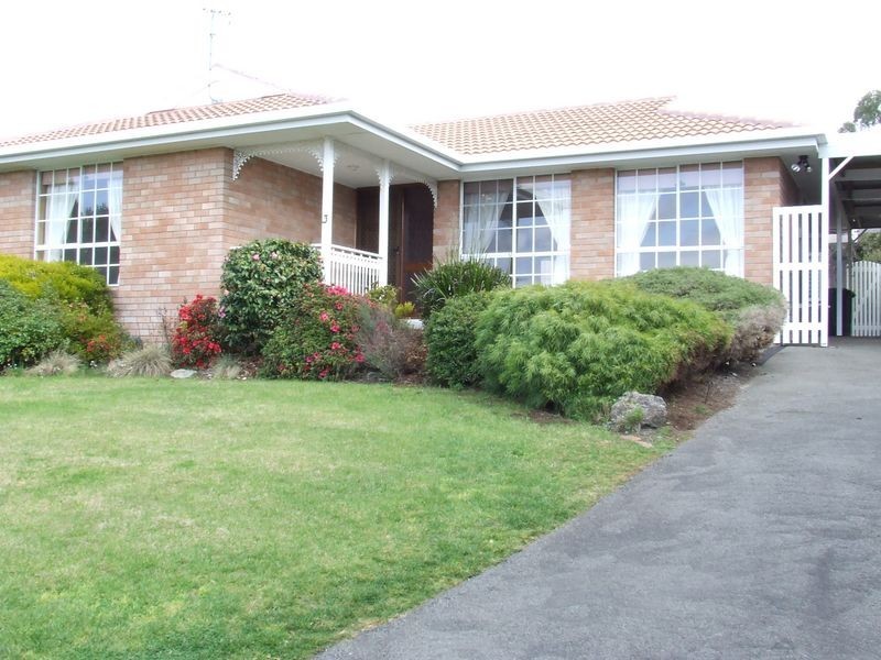3 Edison Avenue, Blackmans Bay TAS 7052