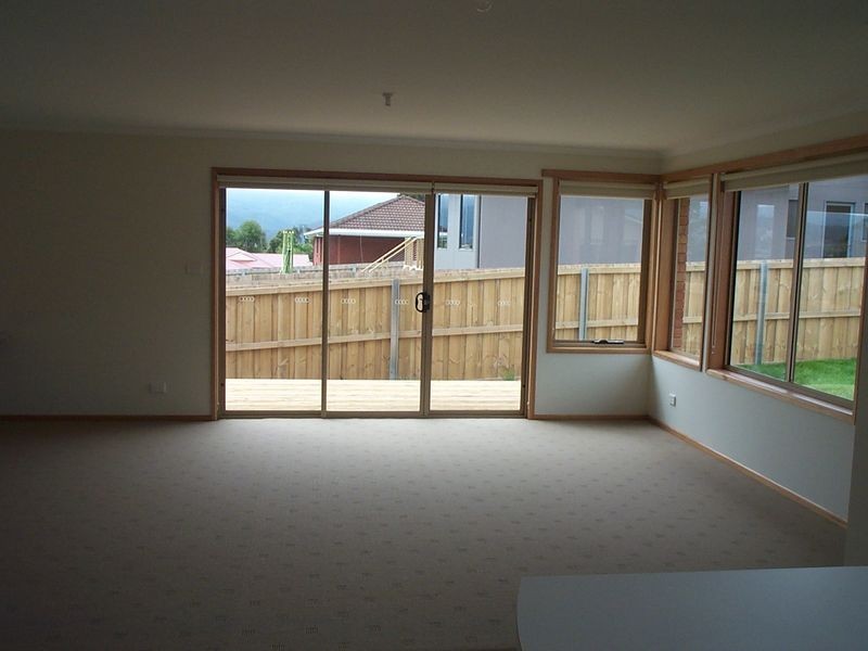 5/103 Redwood Road, Kingston TAS 7050