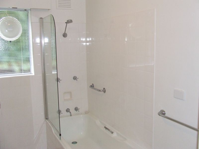 1/50 Marieville Esplanade, Sandy Bay TAS 7005