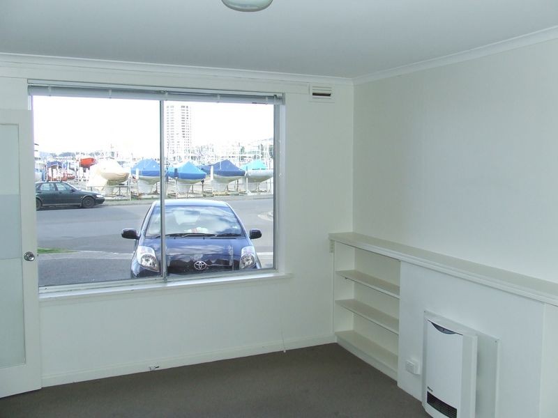 1/50 Marieville Esplanade, Sandy Bay TAS 7005