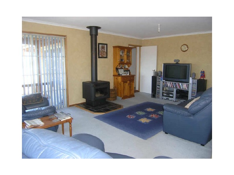 7 Sandra Drive, Blackmans Bay TAS 7052