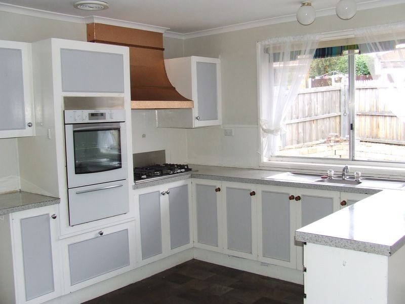 18 Woodlands Drive, Blackmans Bay TAS 7052