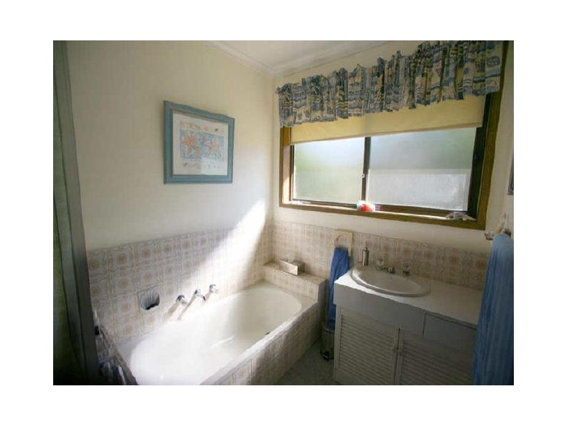 20 Hillside Drive, Blackmans Bay TAS 7052