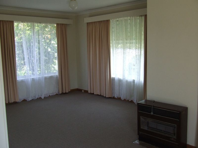 2/13 Suncoast Drive, Blackmans Bay TAS 7052