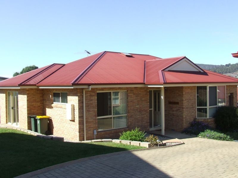 4/4 Home Avenue, Blackmans Bay TAS 7052