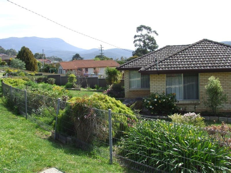 2 Kingston Heights, Kingston Beach TAS 7050