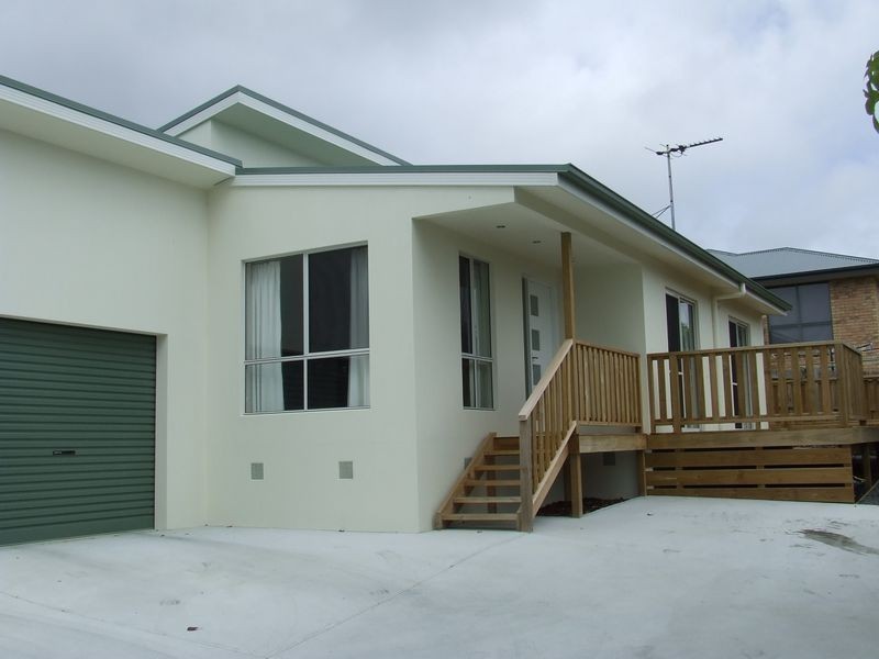 2/70 Auburn Road, Kingston TAS 7050