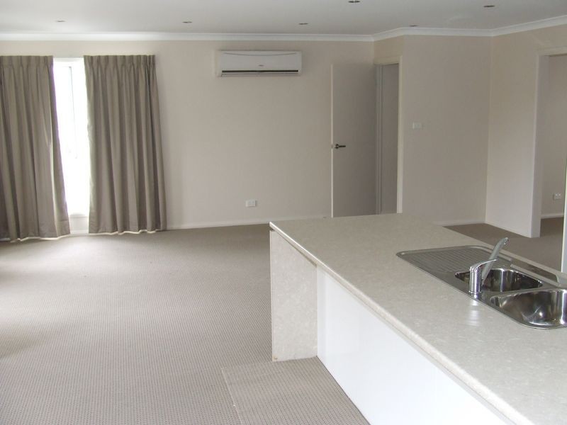 2/70 Auburn Road, Kingston TAS 7050