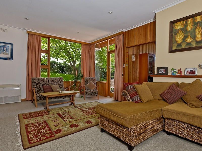 19 Fehre Court, Sandy Bay TAS 7005