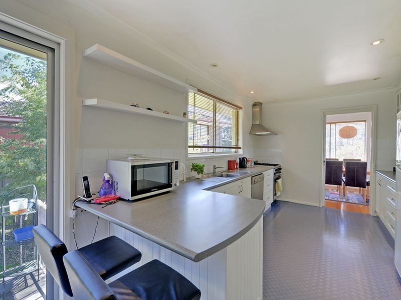 155 Roslyn Avenue, Blackmans Bay TAS 7052