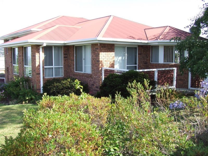 105 Willowbend Road, Kingston TAS 7050