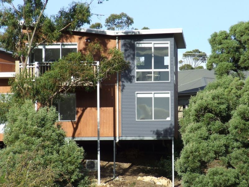 5/11A Browns Road, Kingston TAS 7050