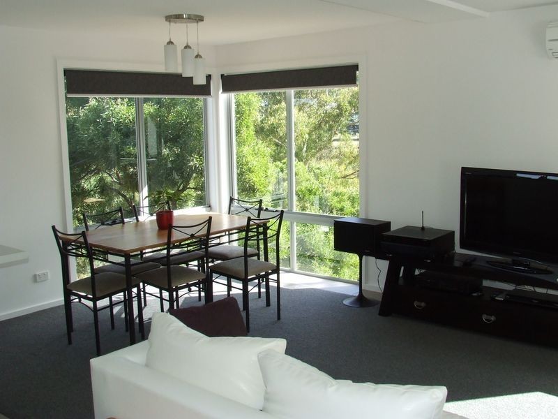 5/11A Browns Road, Kingston TAS 7050