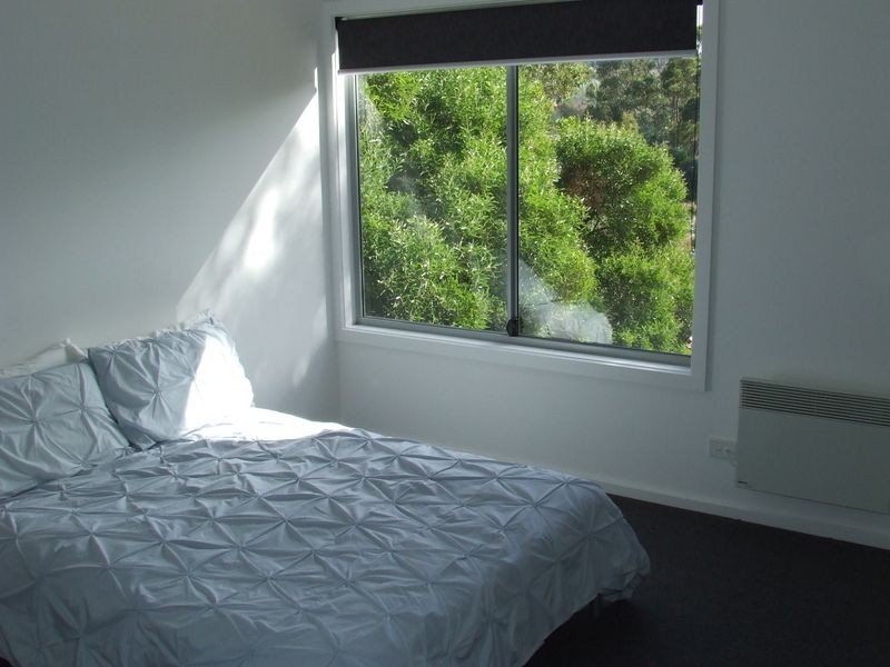 5/11A Browns Road, Kingston TAS 7050