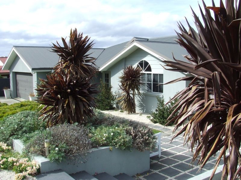 20 Welcome Avenue, Kingston TAS 7050
