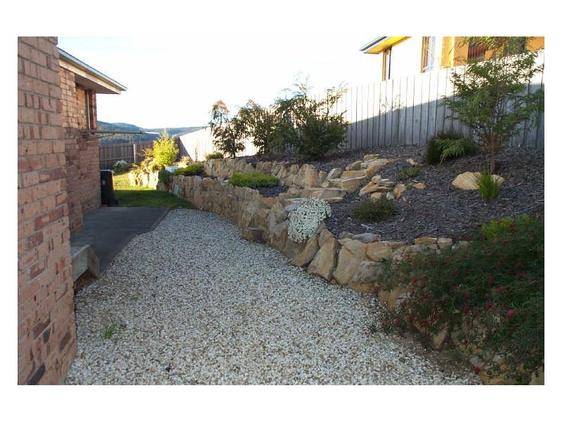 25 Fairview Drive, Kingston TAS 7050