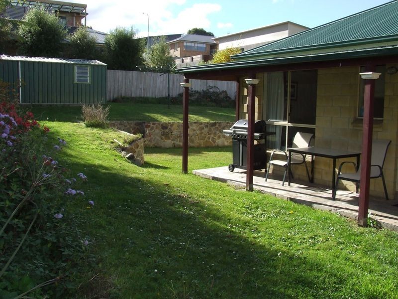 50 Hiern Road, Blackmans Bay TAS 7052