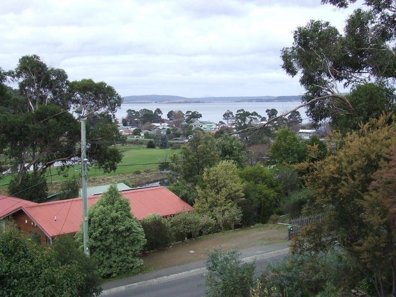 17 Roslyn Avenue, Kingston Beach TAS 7050