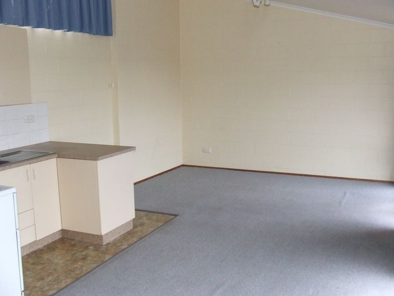 1/1 Tanina Street, Kingston Beach TAS 7050