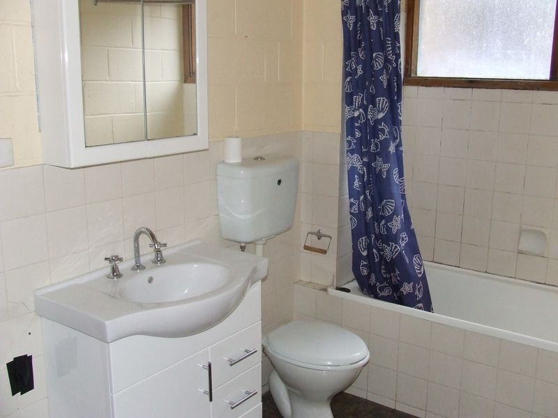 1/1 Tanina Street, Kingston Beach TAS 7050