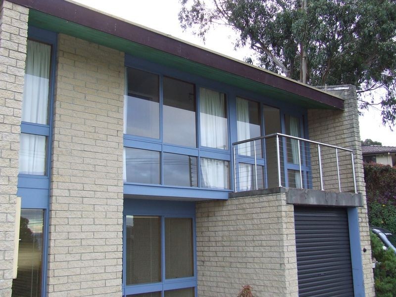 1/1 Tanina Street, Kingston Beach TAS 7050