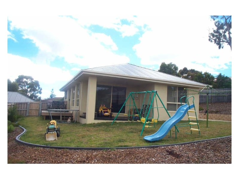 2/35 Fairview Drive, Kingston TAS 7050