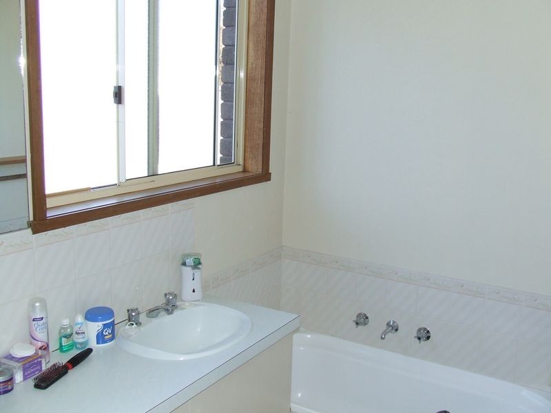 4/1A Browns Road, Kingston TAS 7050