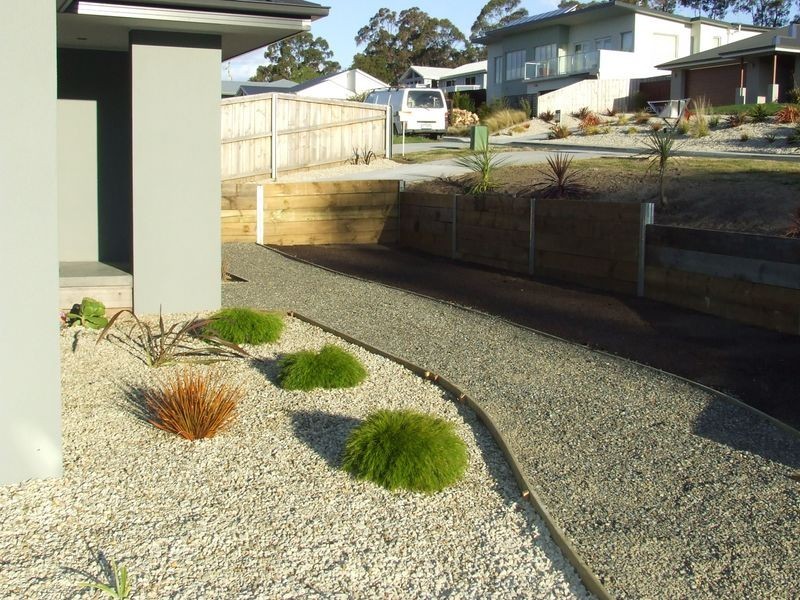 16 Lomandra Drive, Blackmans Bay TAS 7052