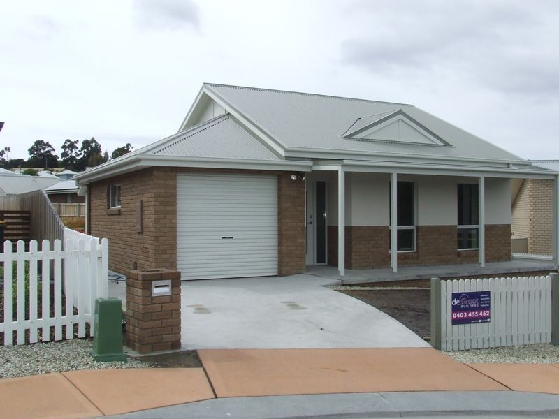 12 Kitty Way, Kingston TAS 7050