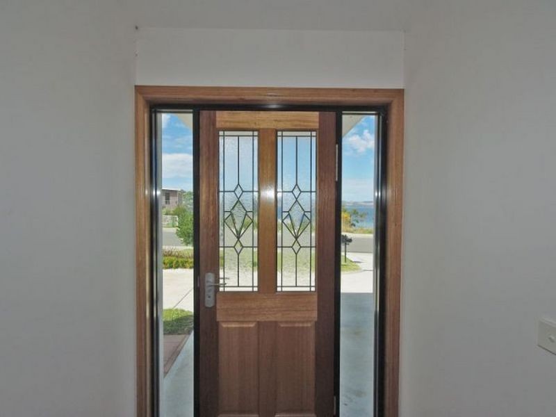 2/24 Staff Road, Electrona TAS 7054