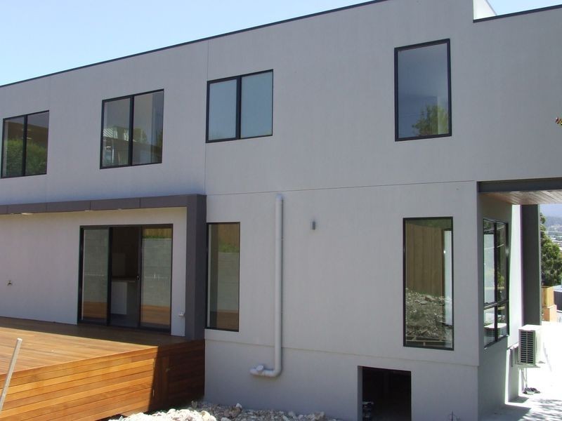 2/9 Church Street, Kingston TAS 7050