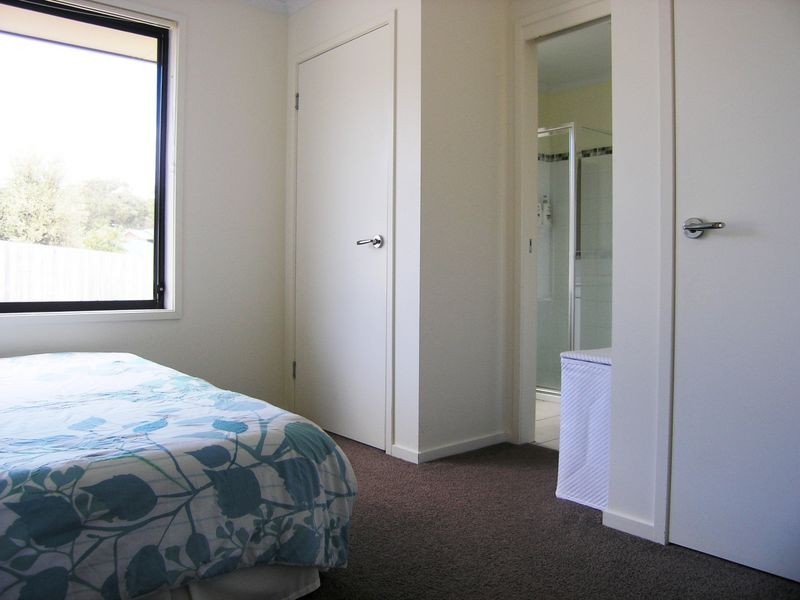 2/10 Trevally Court, Kingston TAS 7050