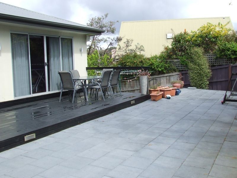 15 Bay Court, Blackmans Bay TAS 7052