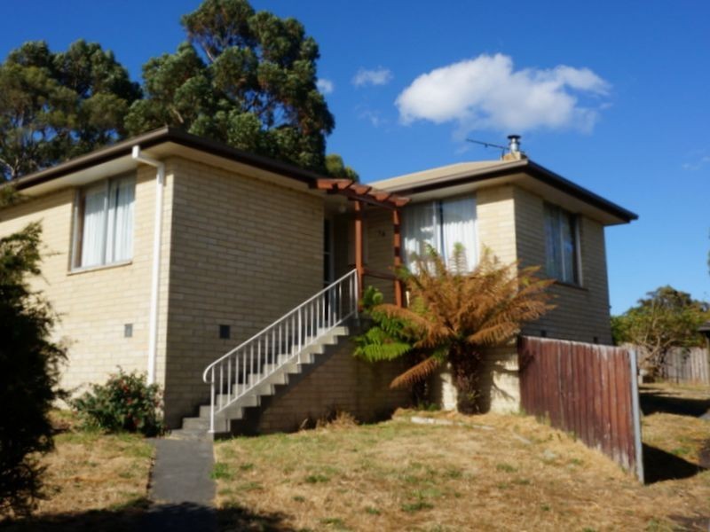 16 Pine Avenue, Kingston TAS 7050
