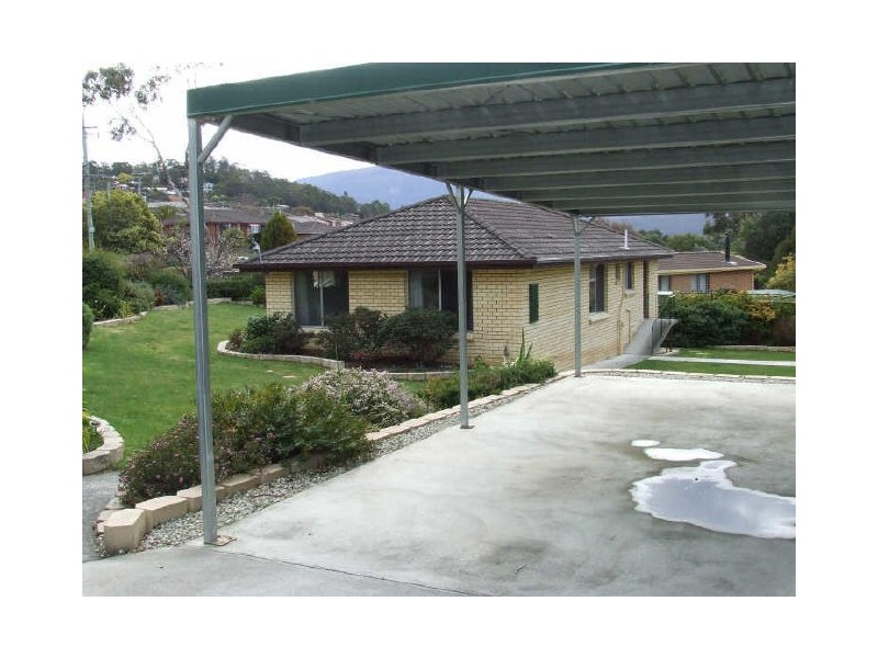 2 Kingston Heights, Kingston Beach TAS 7050