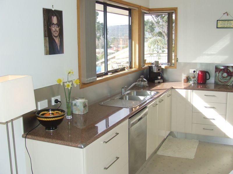 8/39 Beach Road, Margate TAS 7054