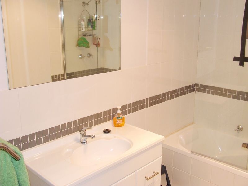204 Redwood Road, Kingston TAS 7050