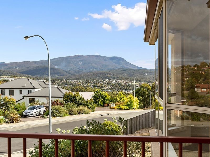 23 Fairview Drive, Kingston TAS 7050