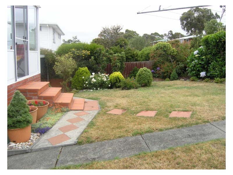 237 Redwood Road, Kingston TAS 7050
