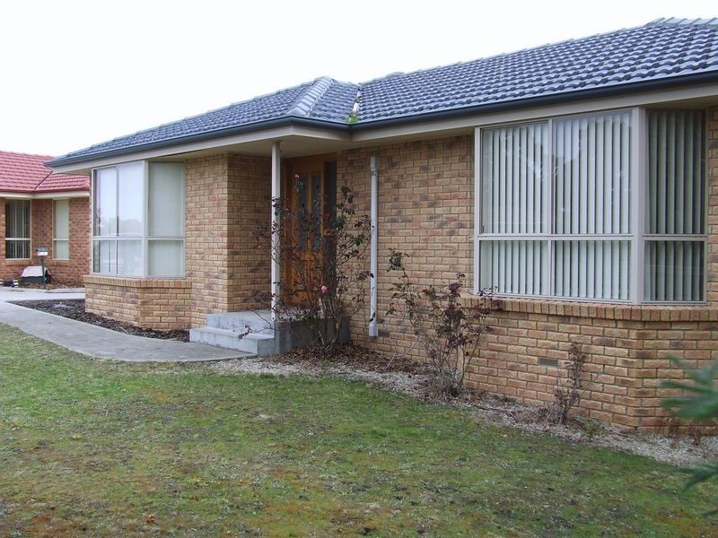 2/193-203 Redwood Road, Kingston TAS 7050