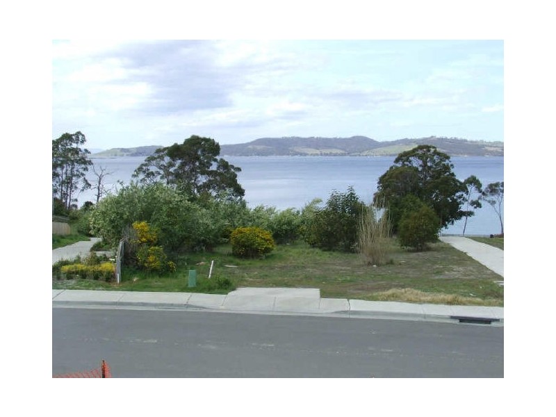 1-2/24 Staff Road, Electrona TAS 7054