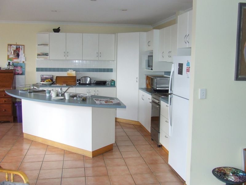 8 Tarana Road, Blackmans Bay TAS 7052