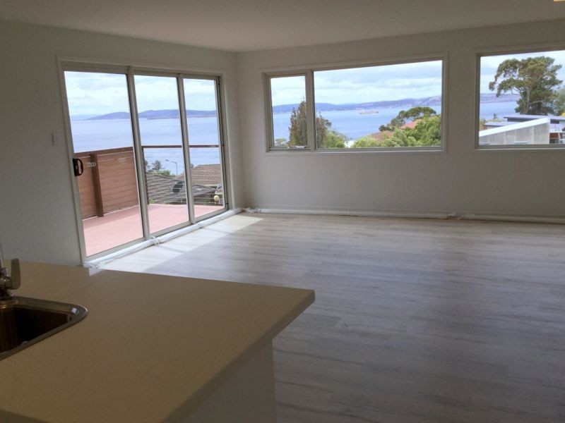 2 17 Powell Road, Blackmans Bay TAS 7052