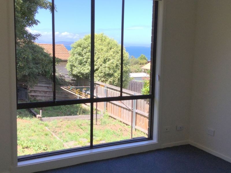 1/20 Diamond Drive, Blackmans Bay TAS 7052