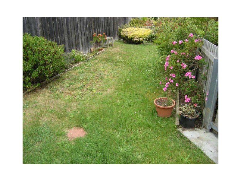 6/180 Roslyn Avenue, Blackmans Bay TAS 7052