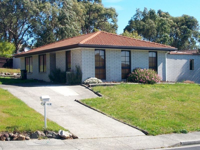9 Willow Avenue, Kingston TAS 7050