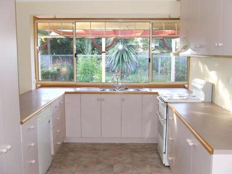 6 Prince Regent Place, Huntingfield TAS 7055