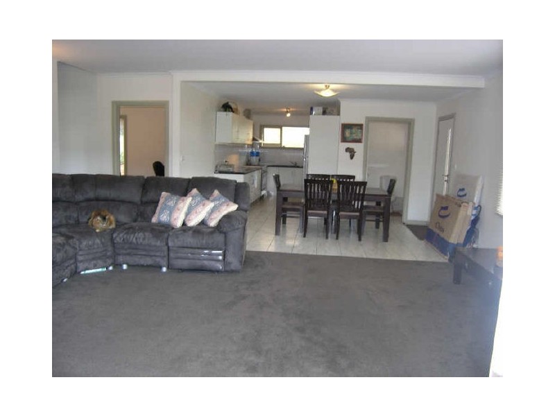 90 Beach Road, Kingston Beach TAS 7050