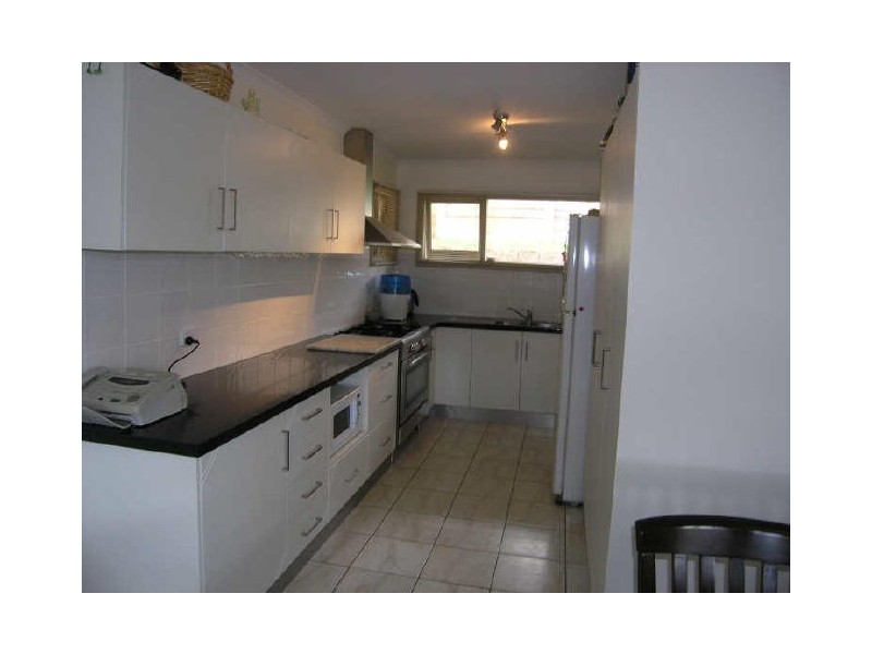 90 Beach Road, Kingston Beach TAS 7050