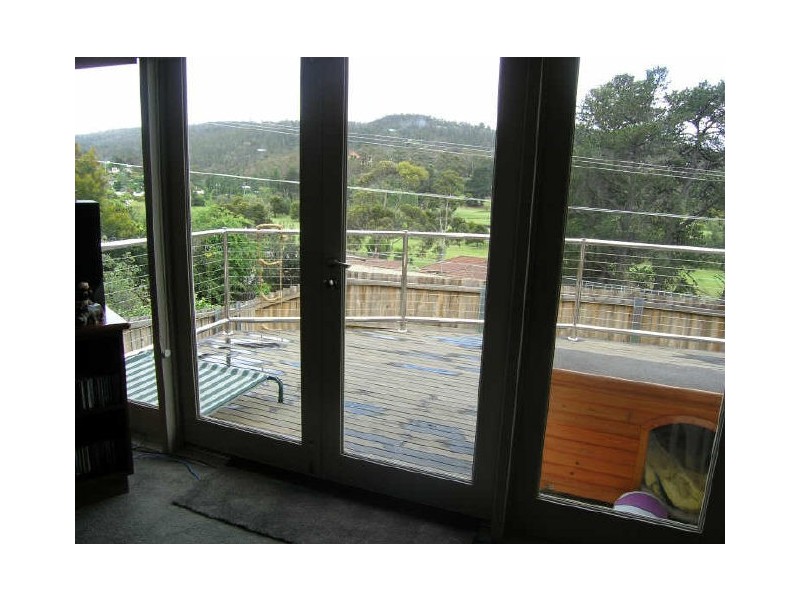 90 Beach Road, Kingston Beach TAS 7050